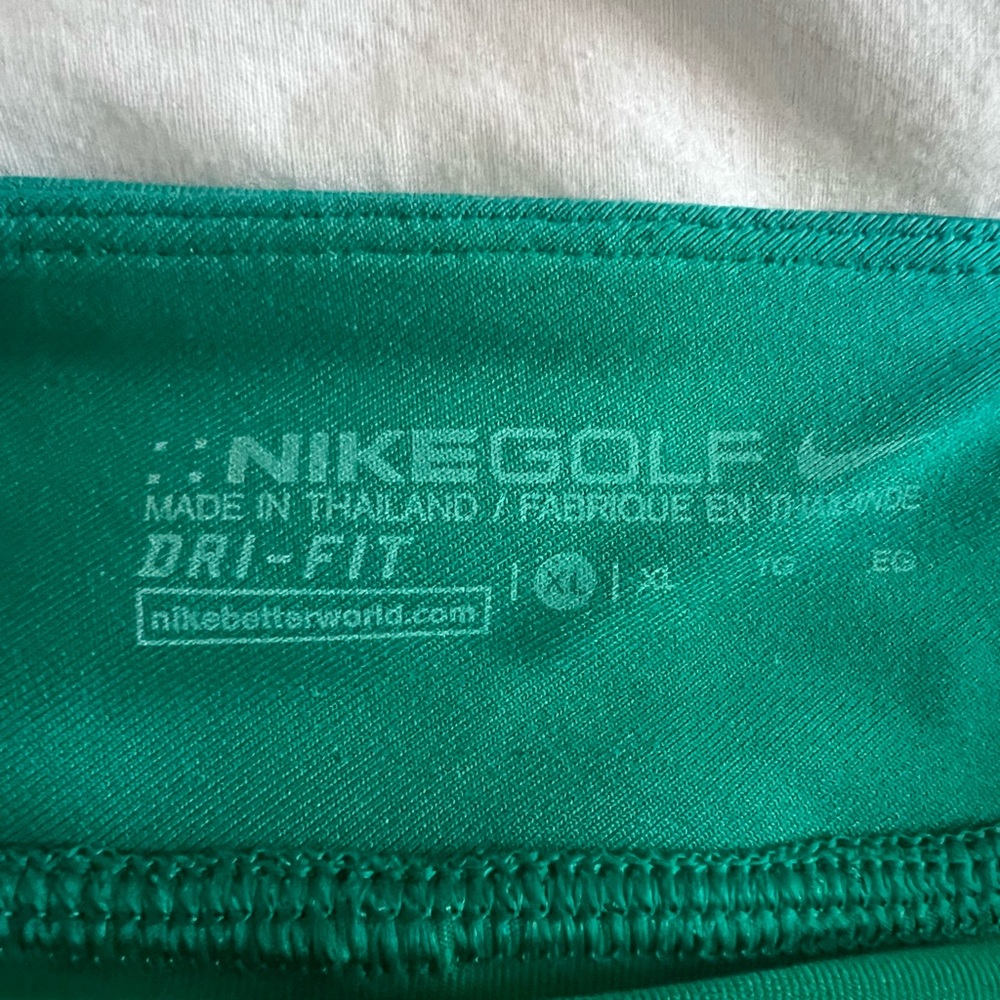 Nike Women's Golf Green and White Skirt - Picture 3 of 3